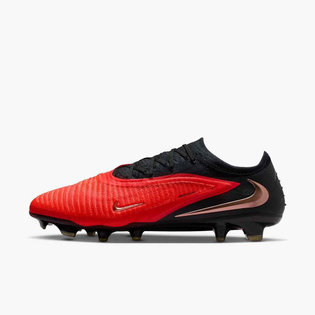 Nike Phantom 6 Low Elite Firm-Ground Soccer Cleats product image 1, provided for visual reference and product detail review