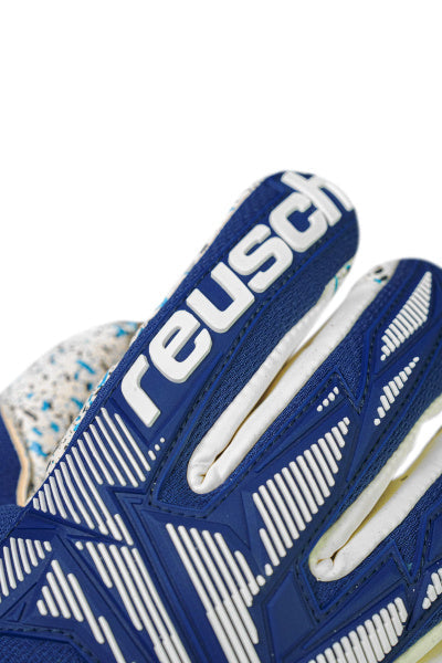 REUSCH Attrakt Freegel Fusion Ortho-Tec Goalkeeper Glove product image 6, provided for visual reference and product detail