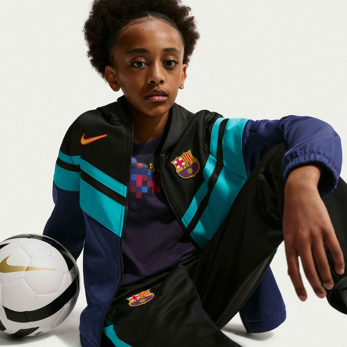 NIKE FC Barcelona Third Big Kids' Nike Dri-FIT Soccer Hooded Tracksuit product image 3, provided for visual reference and