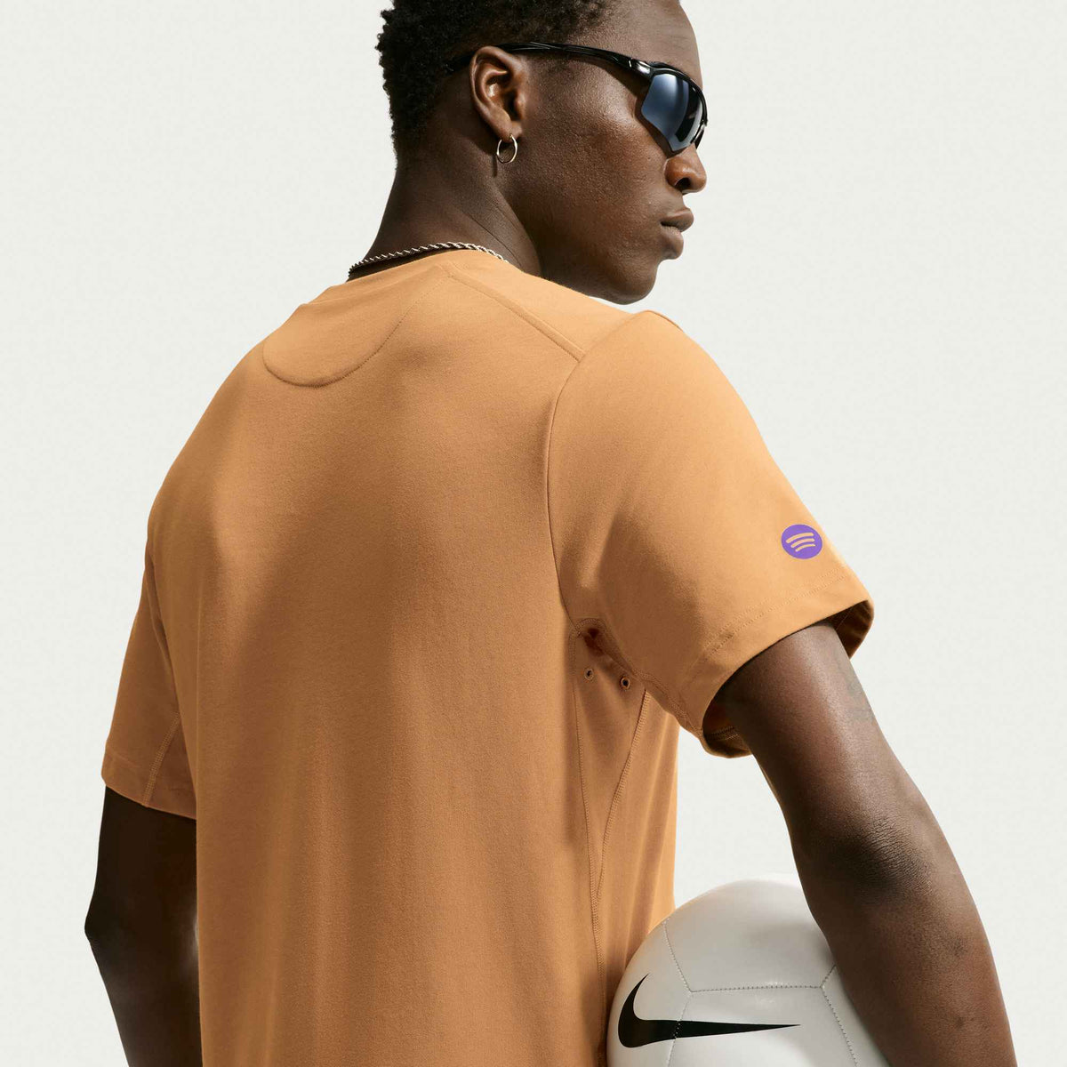 Nike FC Barcelona Primary Away Men Nike Dri-FIT Soccer Top product image 3, provided for visual reference and product detail