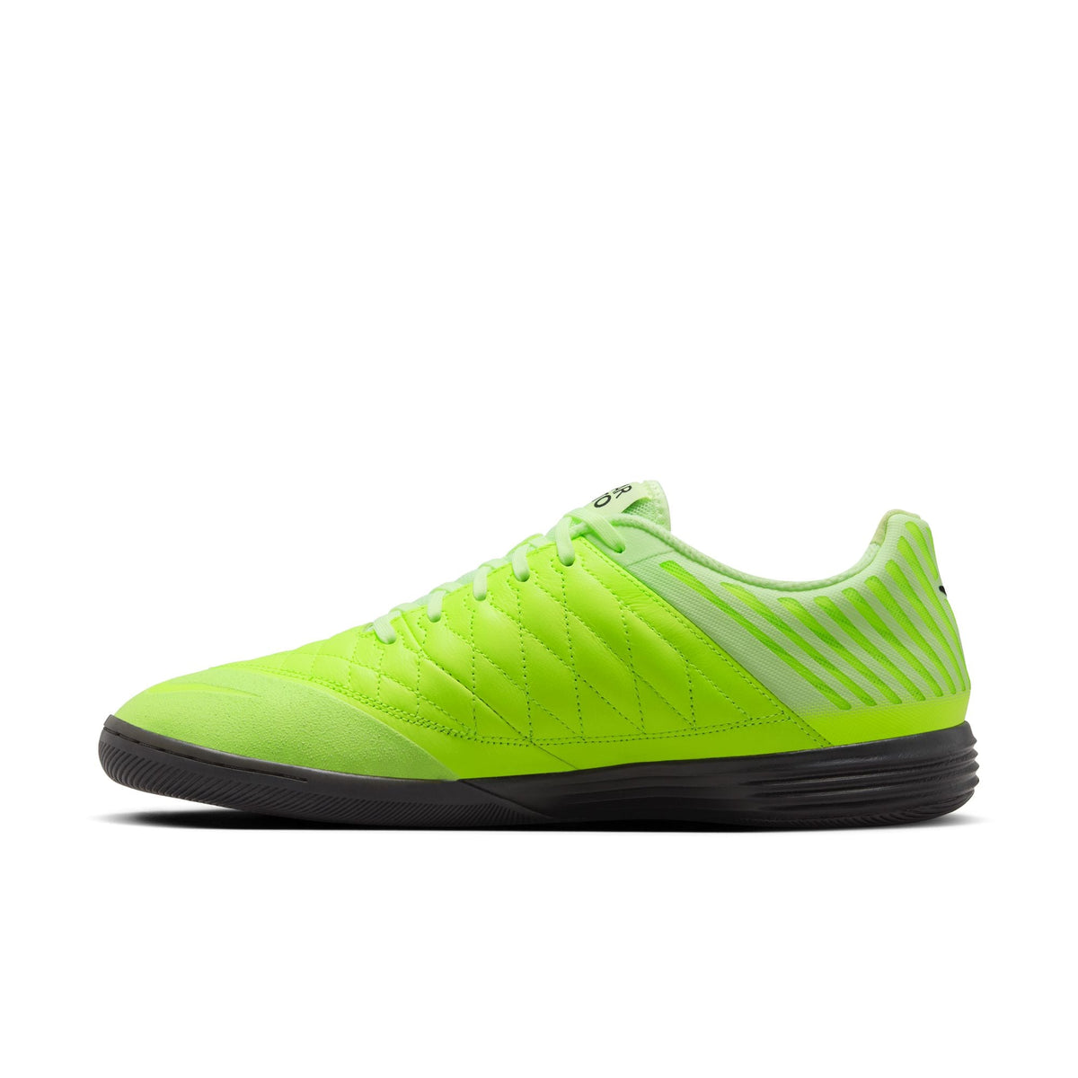 Nike Lunargato II Indoor/Court Low-Top Soccer Shoes product image 2, provided for visual reference and product detail review