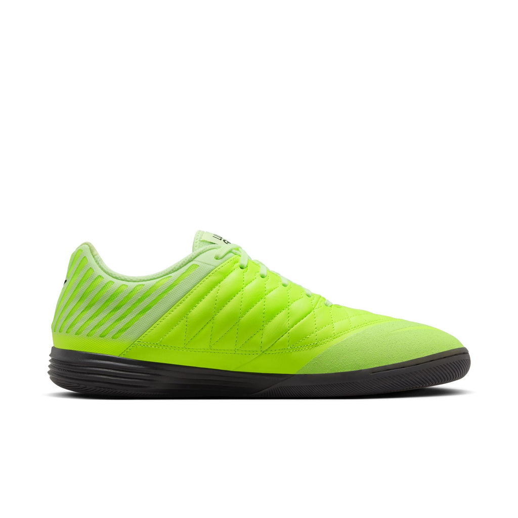 Nike Lunargato II Indoor/Court Low-Top Soccer Shoes product image 4, provided for visual reference and product detail review