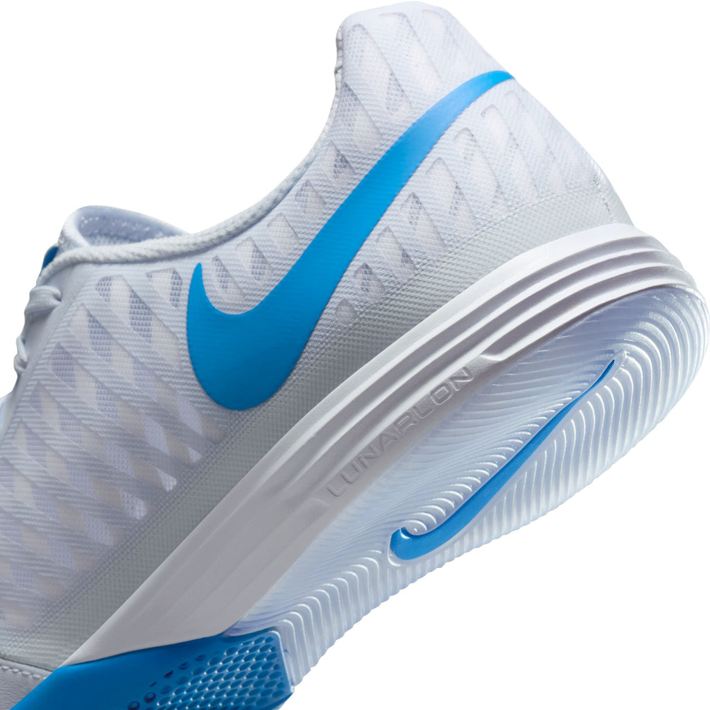 Nike Lunargato II Indoor/Court Low-Top Soccer Shoes product image 10, provided for visual reference and product detail review