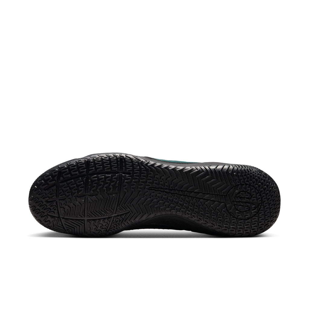 Nike Tiempo Legend 10 Academy Indoor/Court Low-Top Soccer Shoes product image 5, provided for visual reference and product