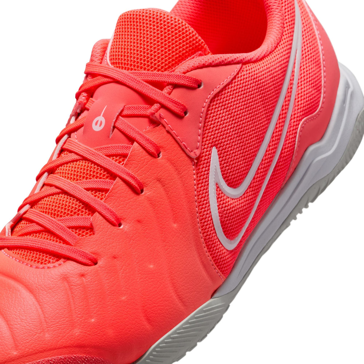 Nike Tiempo Legend 10 Academy Indoor/Court Low-Top Soccer Shoes product image 9, provided for visual reference and product