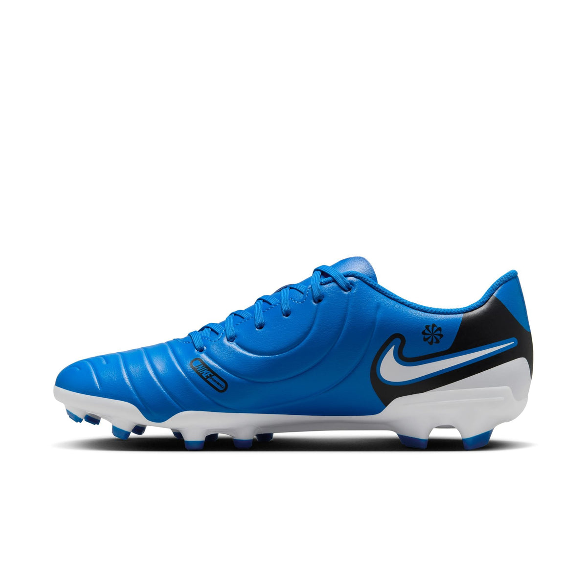 Nike Tiempo Legend 10 Club Multi-Ground Low-Top Soccer Cleats product image 2, provided for visual reference and product