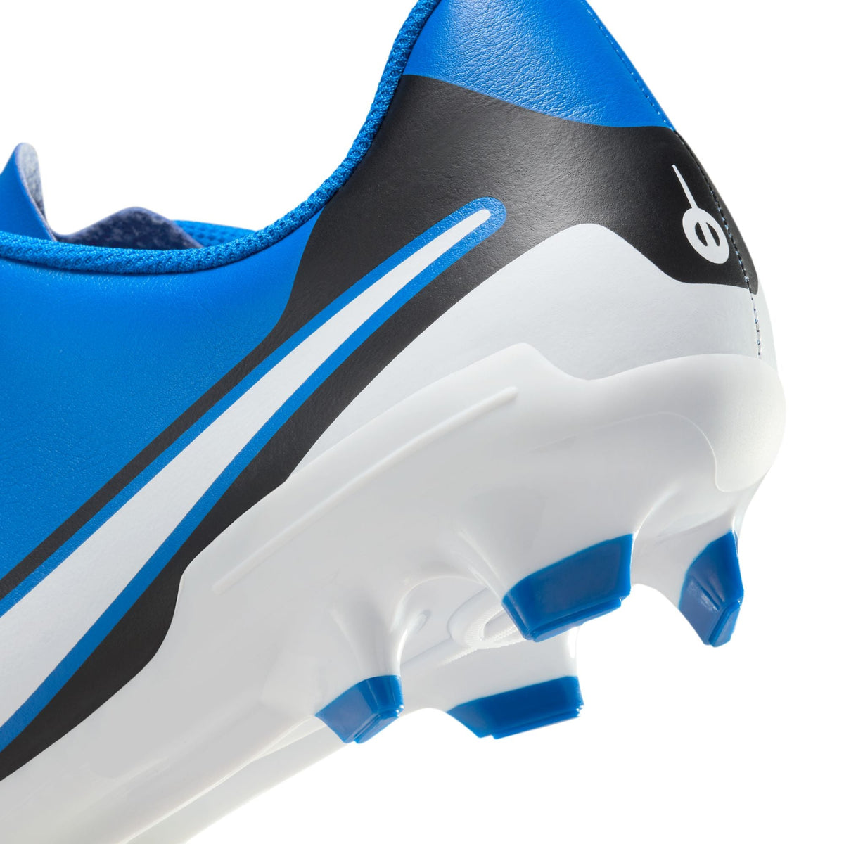 Nike Tiempo Legend 10 Club Multi-Ground Low-Top Soccer Cleats product image 10, provided for visual reference and product