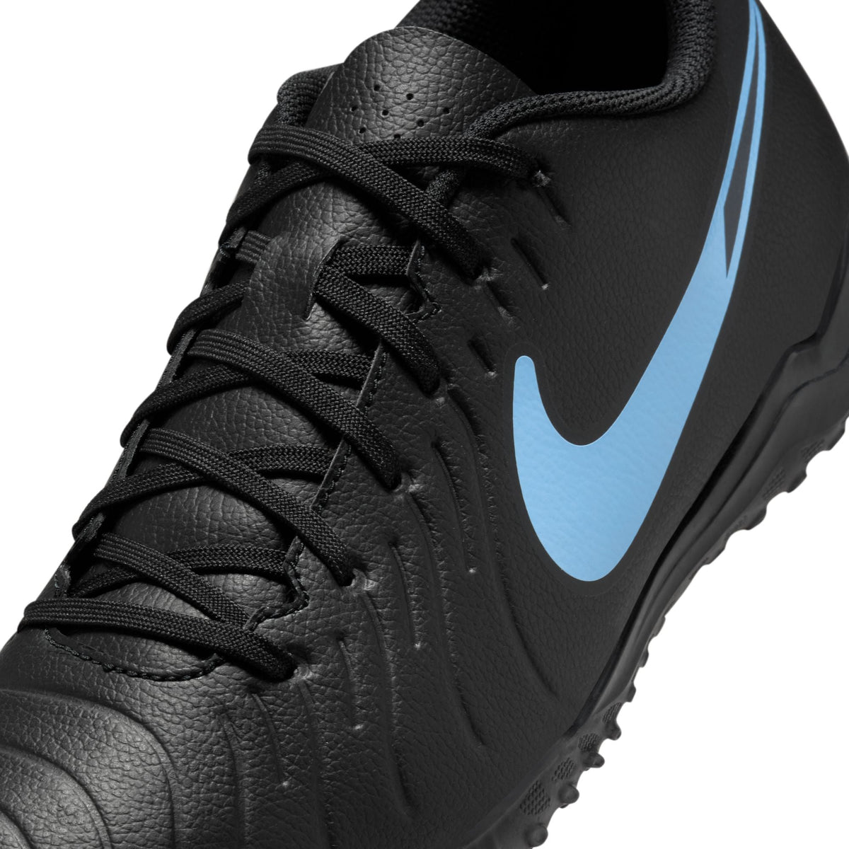 Nike Tiempo Legend 10 Club Turf Low-Top Soccer Shoes product image 9, provided for visual reference and product detail review