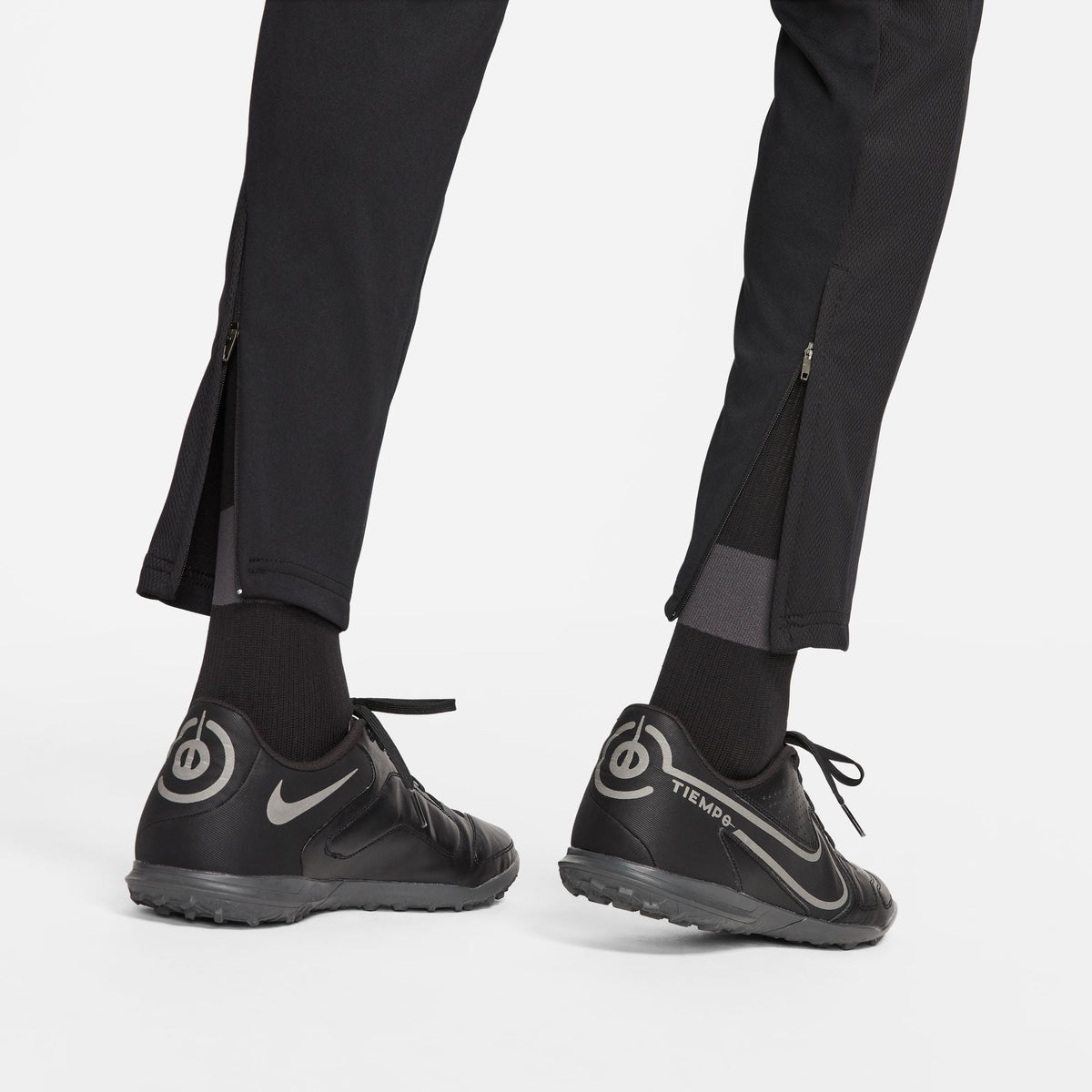 Nike Dri-FIT Academy Men Dri-FIT Soccer Pants product image 4, provided for visual reference and product detail review