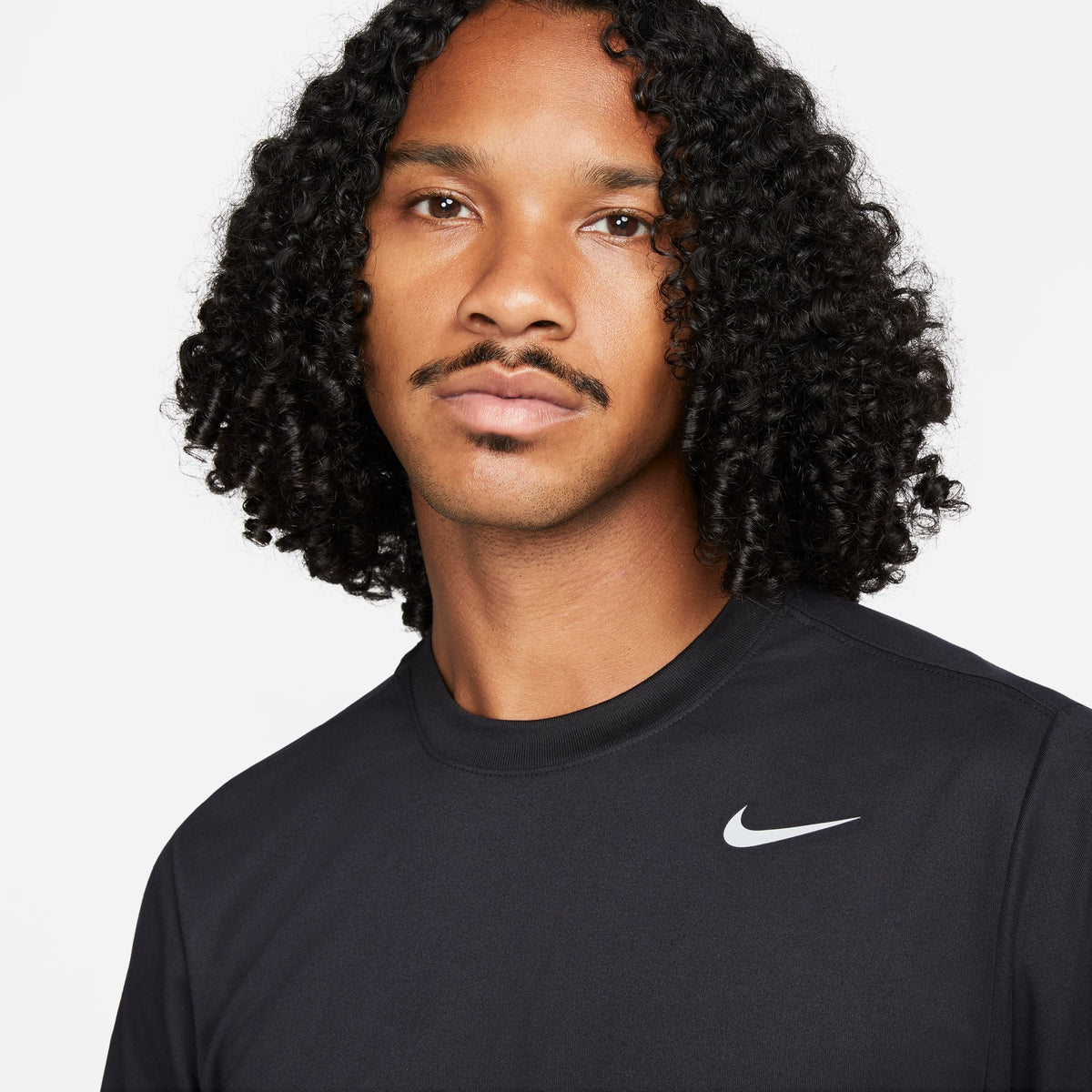 Nike Dri-FIT Legend Men Fitness T-Shirt product image 3, provided for visual reference and product detail review
