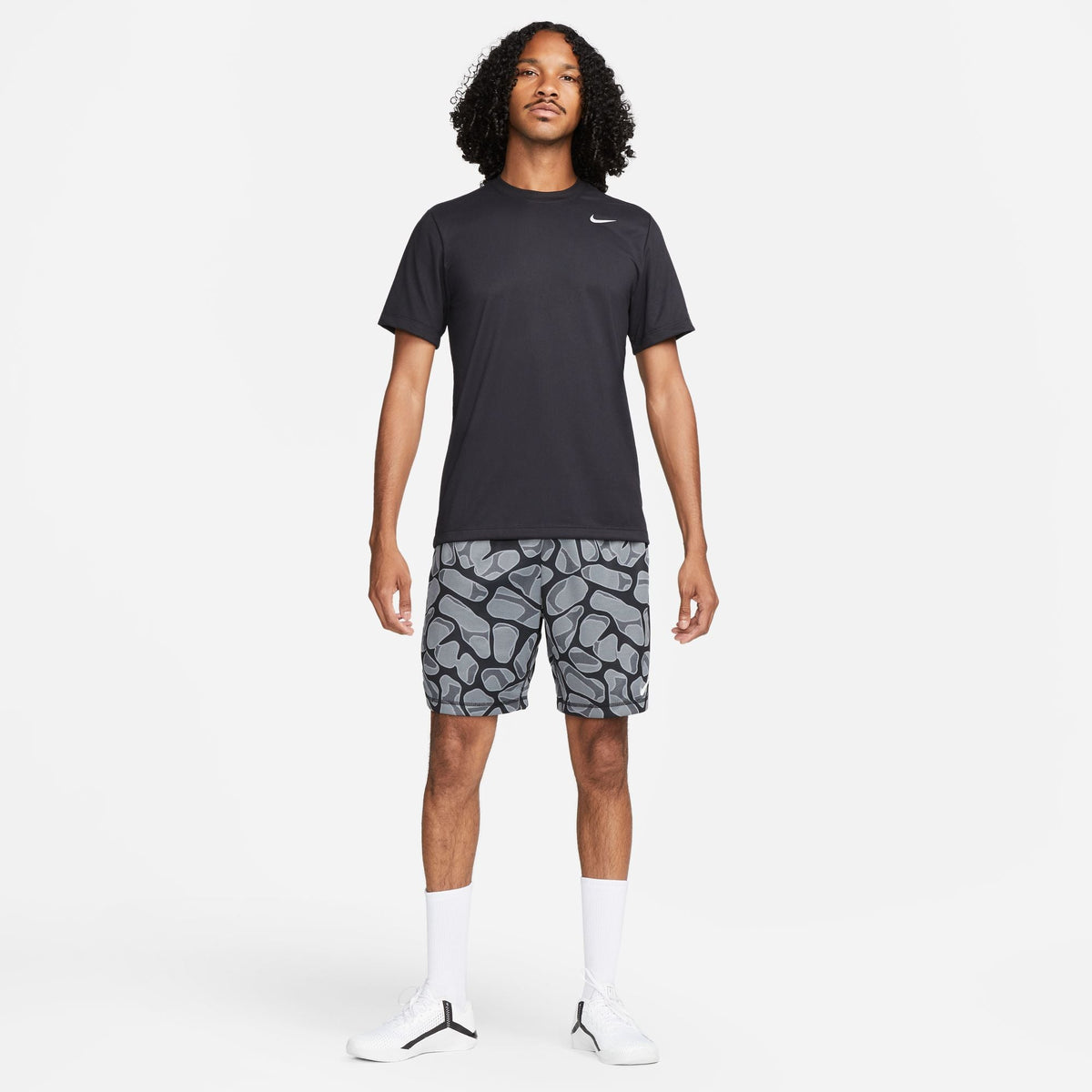 Nike Dri-FIT Legend Men Fitness T-Shirt product image 4, provided for visual reference and product detail review