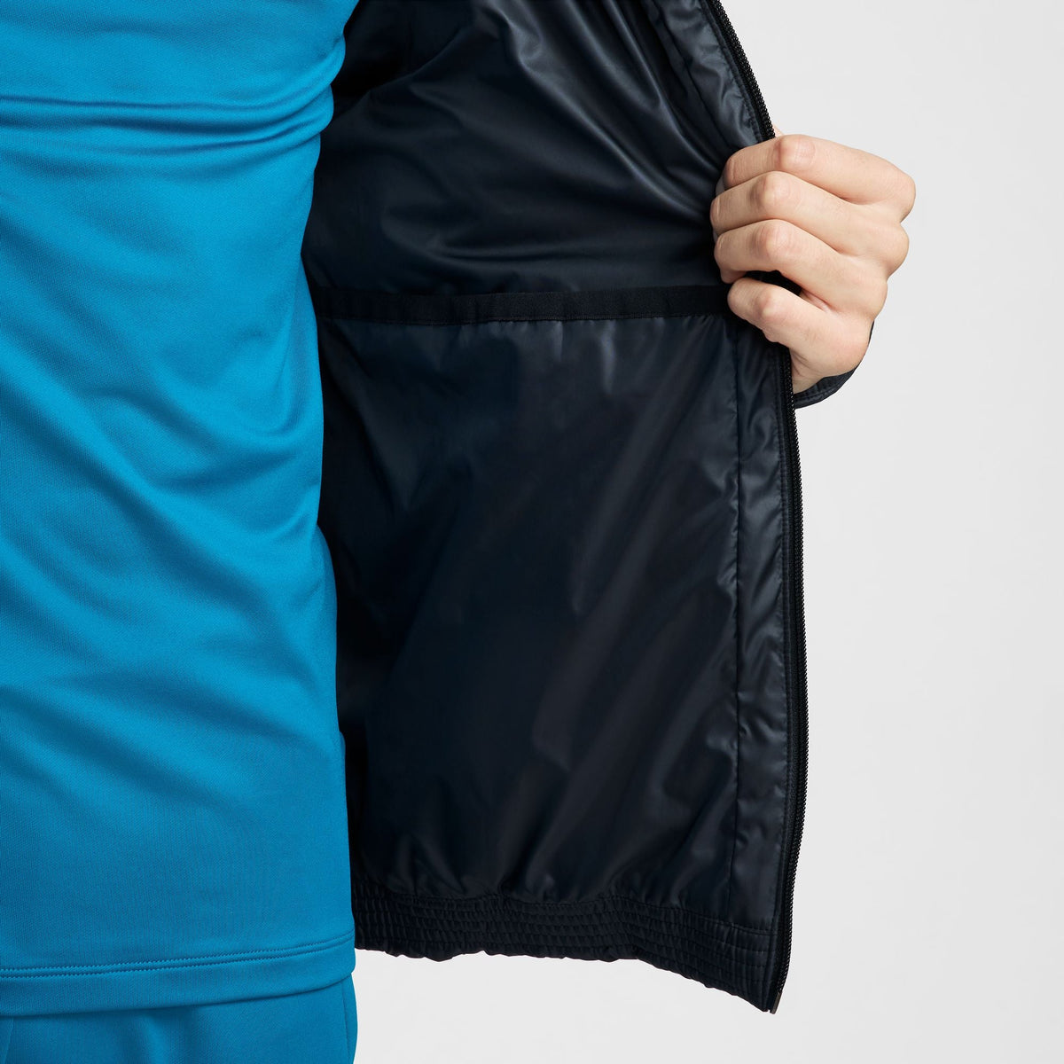 Nike Academy Pro 24 Fall Men Therma-FIT Soccer Jacket product image 7, provided for visual reference and product detail