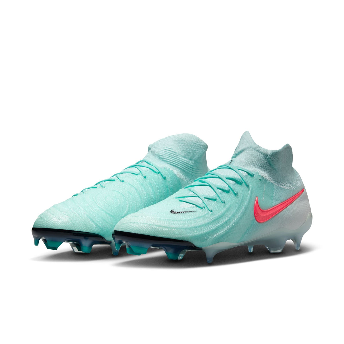Nike Phantom Luna 2 Elite FG High-Top Soccer Cleats product image 6, provided for visual reference and product detail review