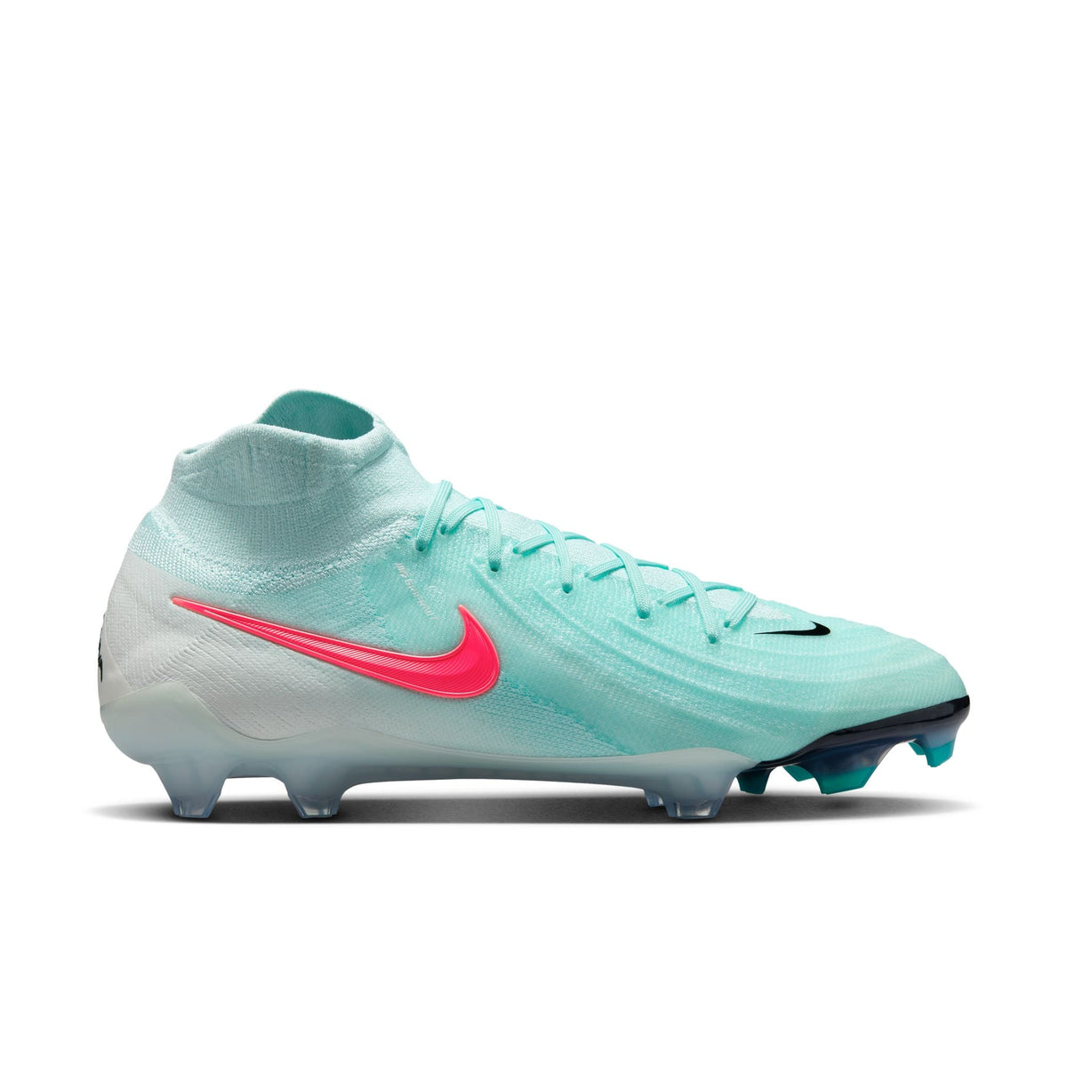 Nike Phantom Luna 2 Elite FG High-Top Soccer Cleats product image 3, provided for visual reference and product detail review