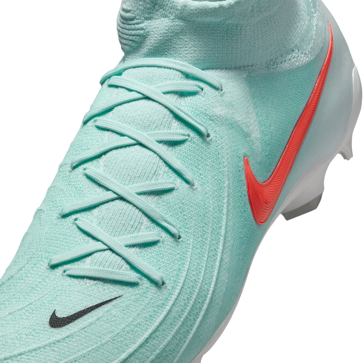 Nike Phantom Luna 2 Pro FG High-Top Soccer Cleats product image 9, provided for visual reference and product detail review