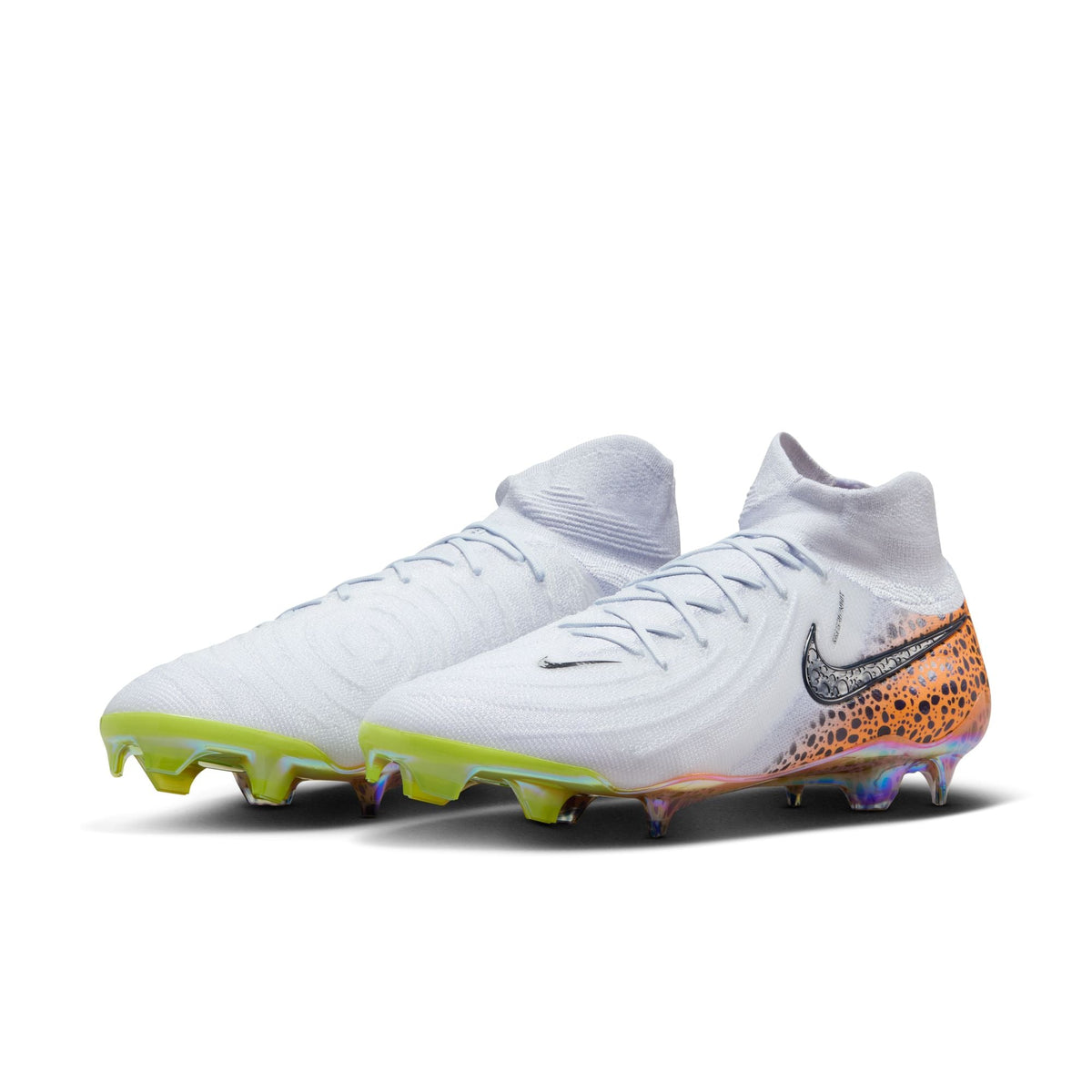 Nike Phantom Luna 2 Elite Electric FG High-Top Soccer Cleats product image 6, provided for visual reference and product
