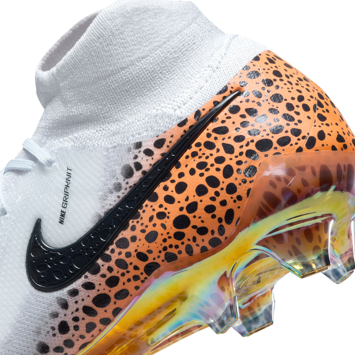 Nike Phantom Luna 2 Elite Electric FG High-Top Soccer Cleats product image 10, provided for visual reference and product