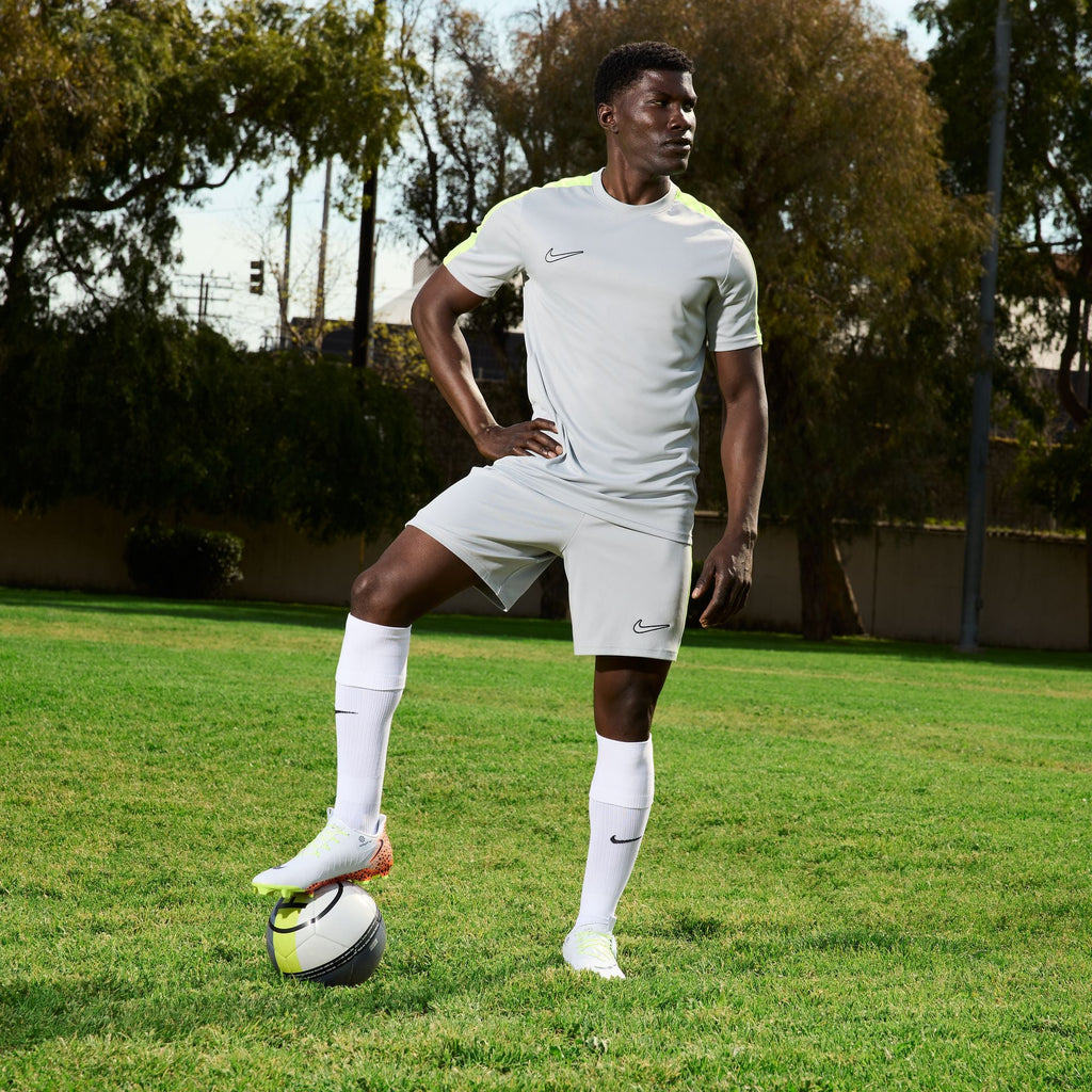 Nike Phantom GX 2 Academy EasyOn Electric MG Low-Top Soccer Cleats product image 12, provided for visual reference and