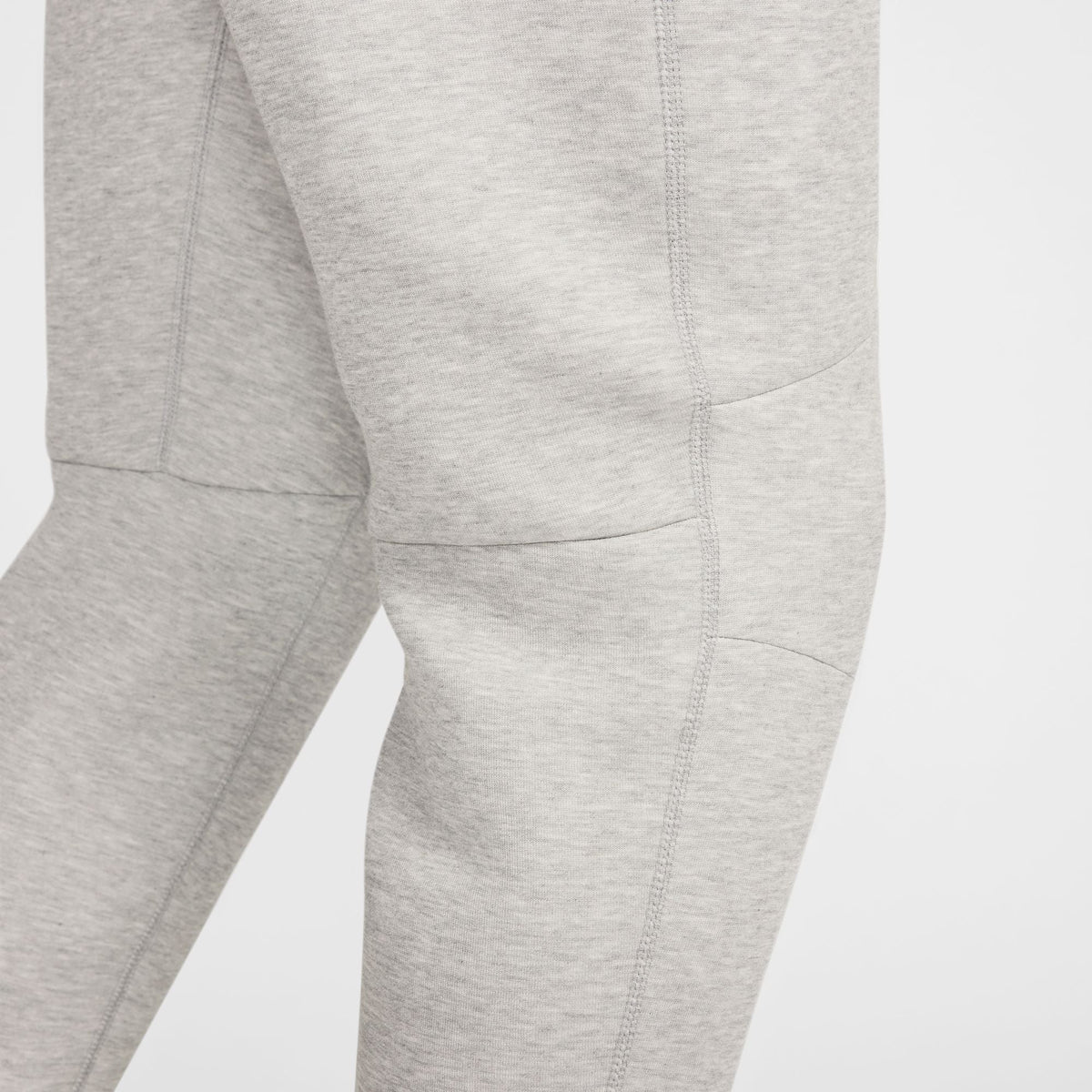 Nike FC Barcelona Tech Fleece Men Soccer Joggers product image 8, provided for visual reference and product detail review