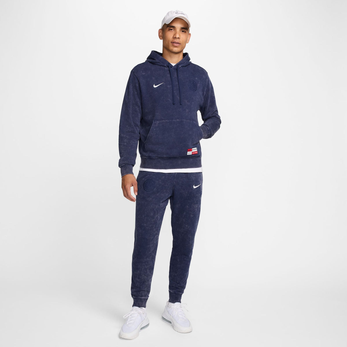 Nike Paris Saint-Germain Club Men Soccer French Terry Pullover Hoodie product image 8, provided for visual reference and