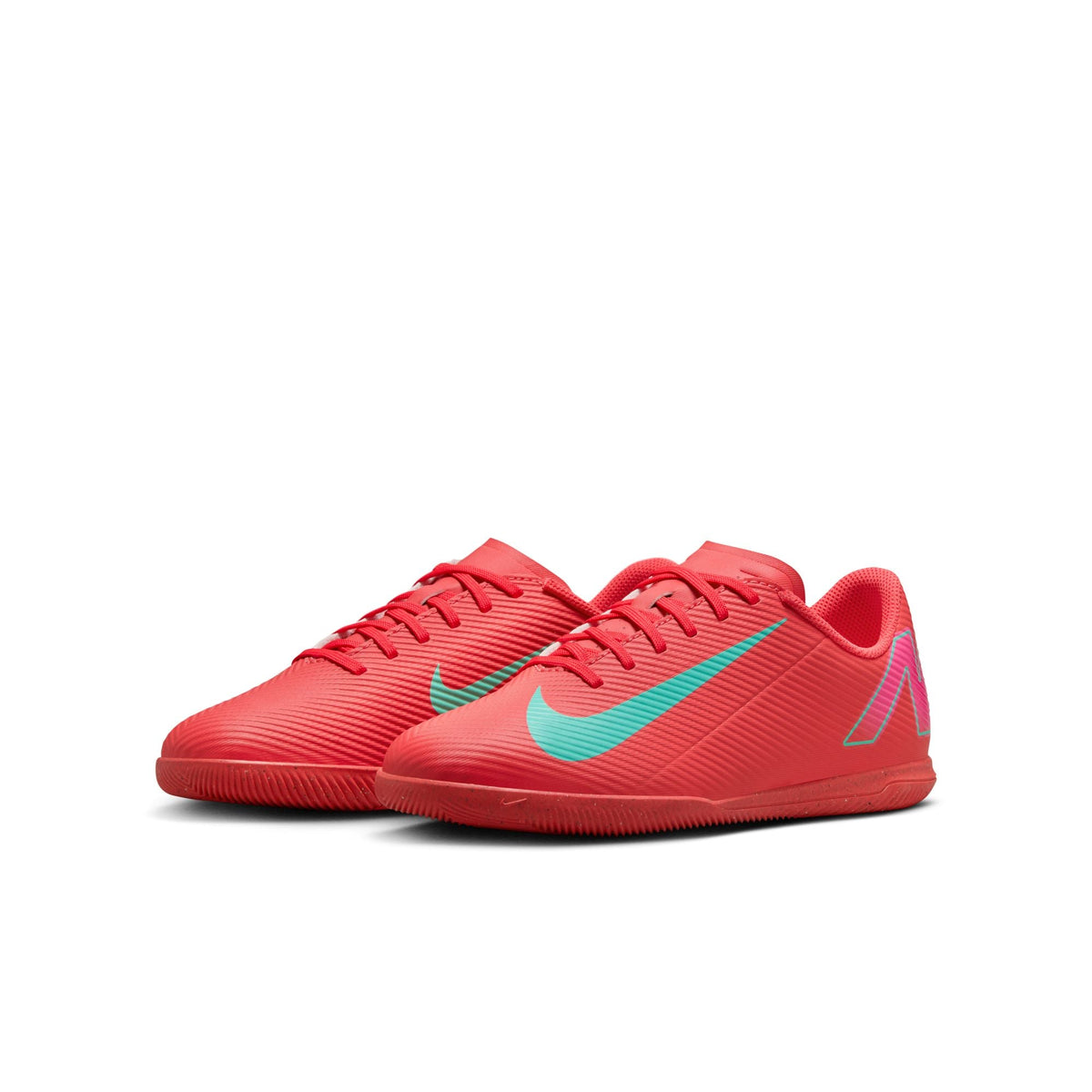Nike Jr. Mercurial Vapor 16 Club Little/Big Kids' IC Low-Top Soccer Shoes product image 6, provided for visual reference and