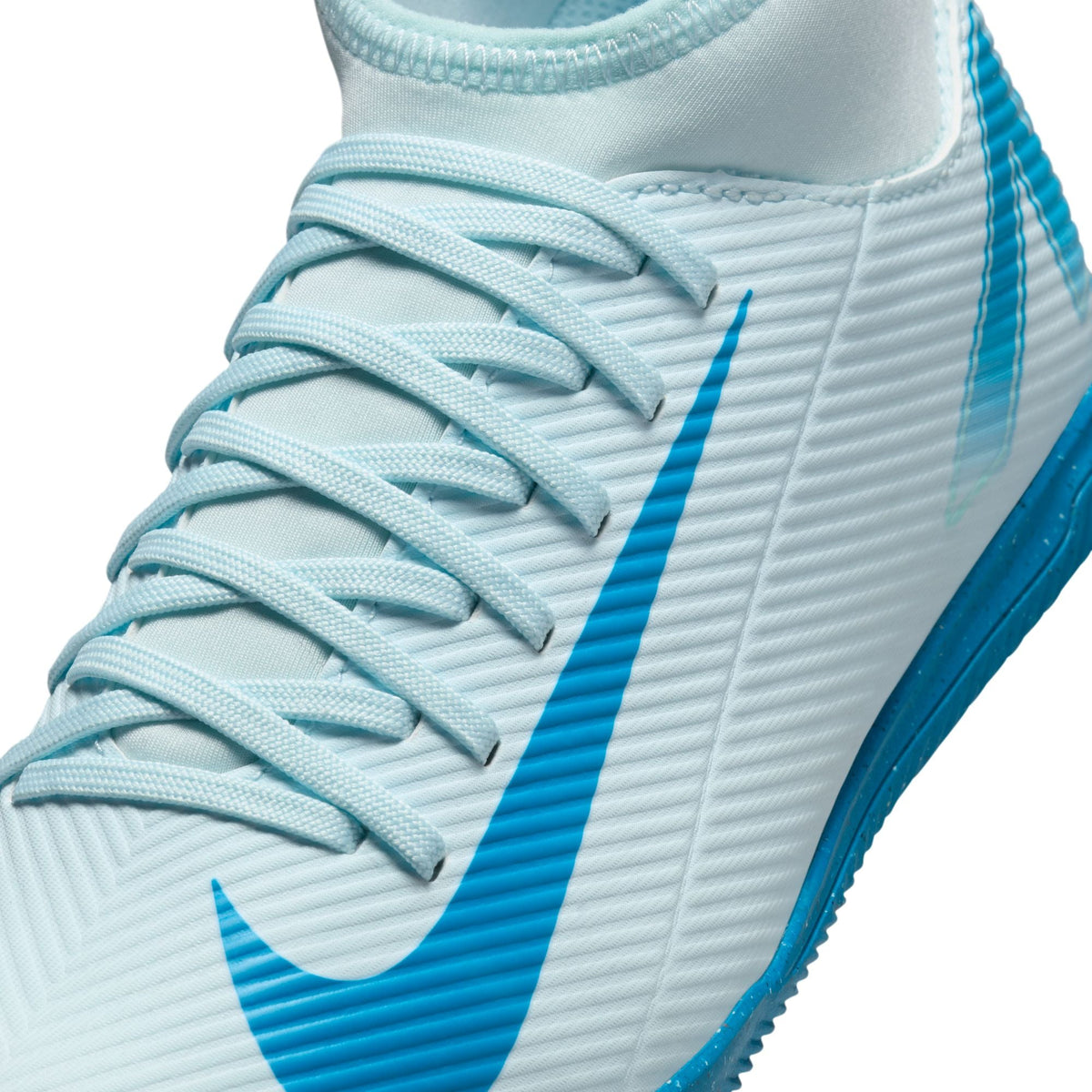 Nike Jr. Mercurial Superfly 10 Club Little/Big Kids' IC High-Top Soccer Shoes product image 9, provided for visual reference