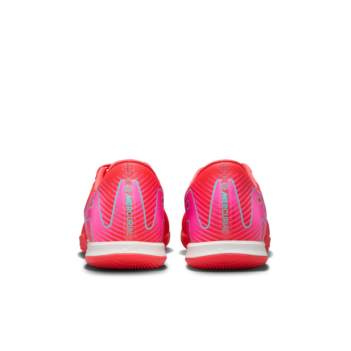 Nike Mercurial Vapor 16 Academy IC Low-Top Soccer Shoes product image 7, provided for visual reference and product detail