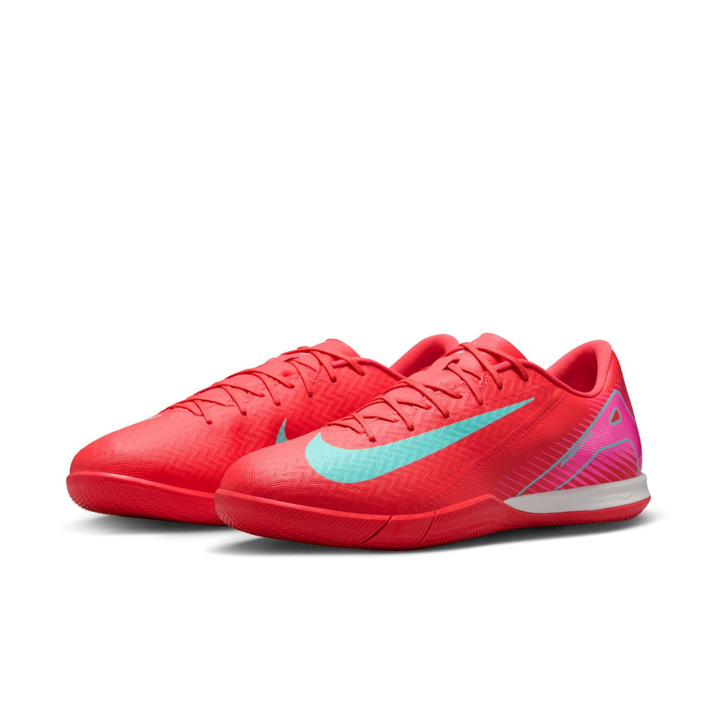 Nike Mercurial Vapor 16 Academy IC Low-Top Soccer Shoes product image 6, provided for visual reference and product detail