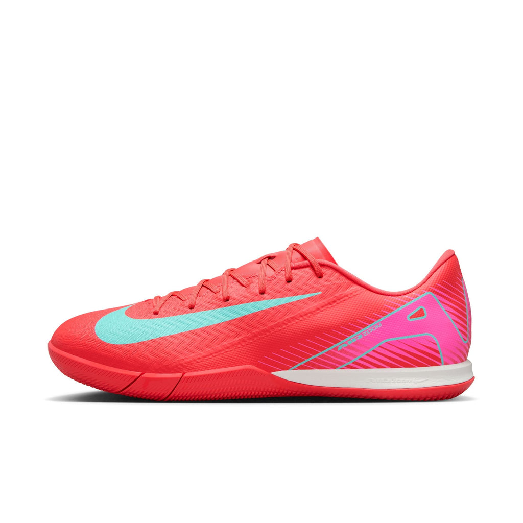 Nike Mercurial Vapor 16 Academy IC Low-Top Soccer Shoes product image 1, provided for visual reference and product detail