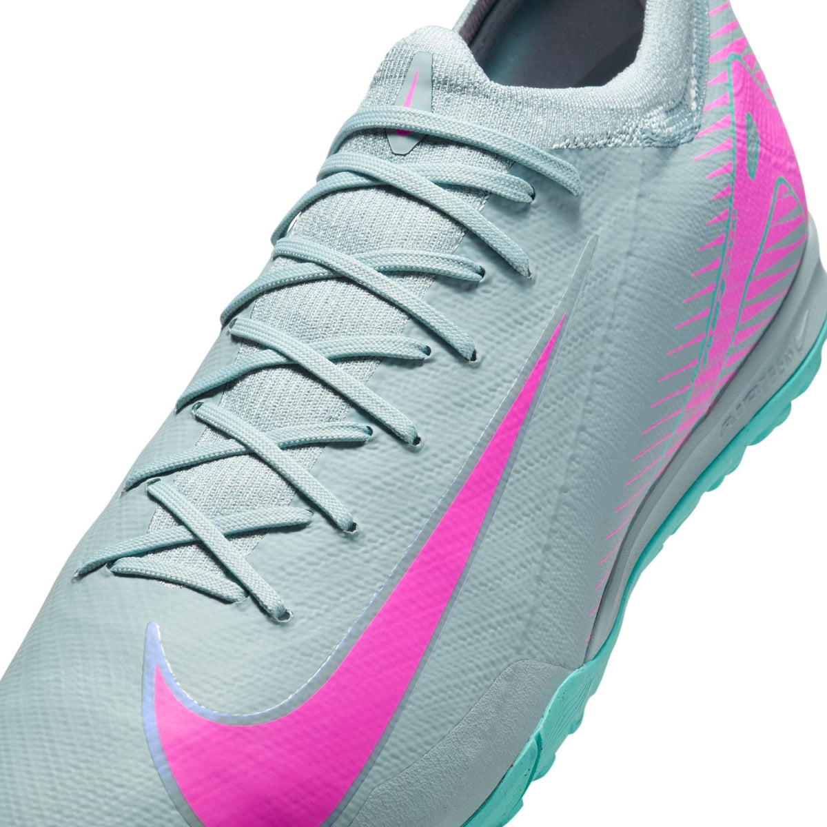 Nike Mercurial Vapor 16 Pro TF Low-Top Soccer Shoes product image 9, provided for visual reference and product detail review