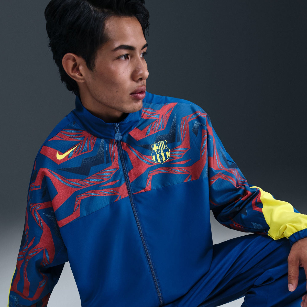 Nike FC Barcelona Starting 5 Fourth Men Soccer Woven Jacket product image 5, provided for visual reference and product