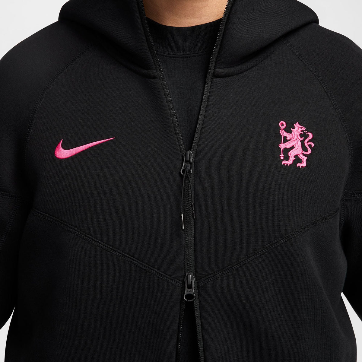 Nike Chelsea FC Tech Fleece Windrunner Third Men Soccer Full-Zip Jacket product image 10, provided for visual reference and