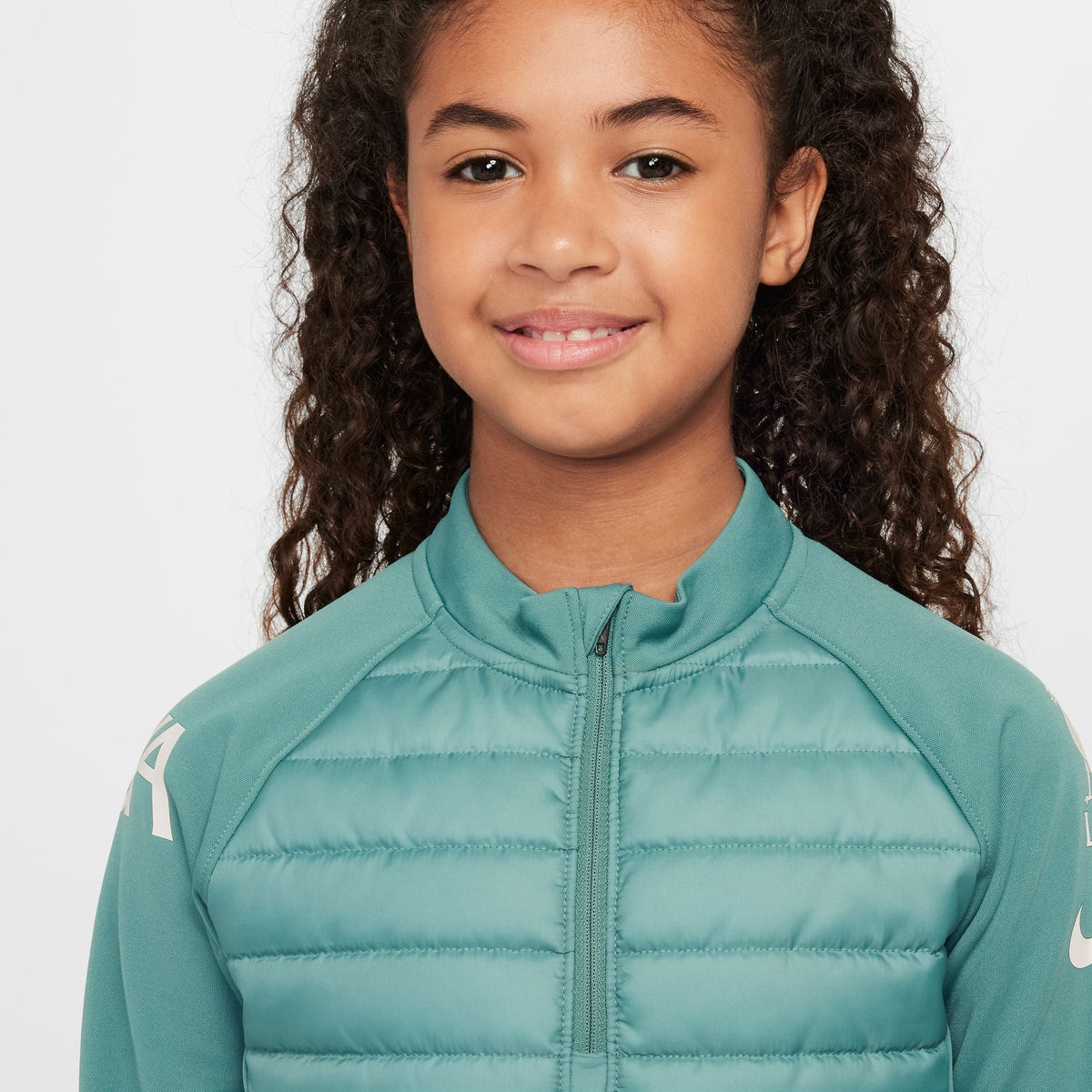 Nike Liverpool FC Academy Winter Warrior Big Kids' Therma-FIT Soccer Drill Top product image 3, provided for visual