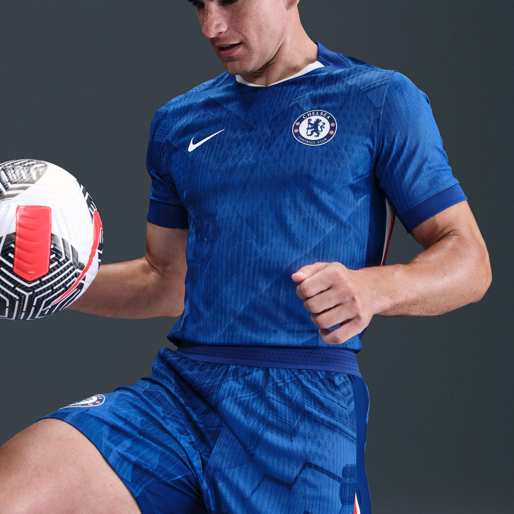 Nike Chelsea FC 2025/26 Match Home Men Dri-FIT ADV Soccer Authentic Jersey product image 6, provided for visual reference