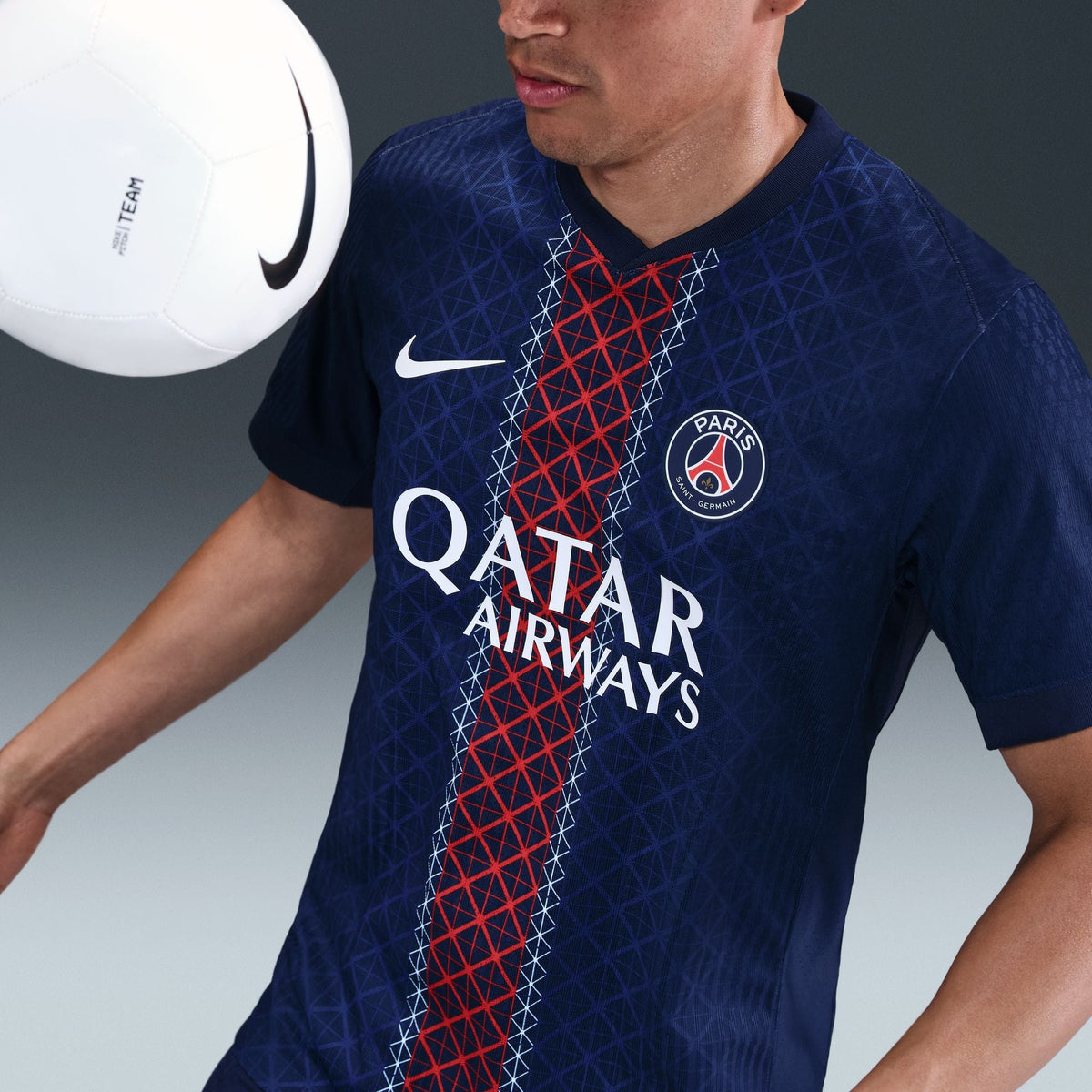 Nike Paris Saint-Germain 2025/26 Match Home Men Dri-FIT ADV Soccer Authentic Jersey product image 5, provided for visual