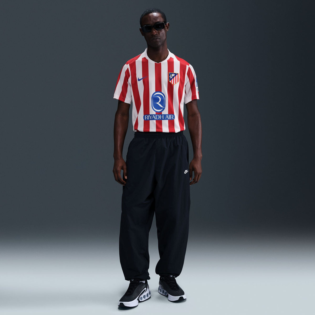 Nike Atlético Madrid 2025/26 Stadium Home Men Dri-FIT Soccer Replica Jersey product image 1, provided for visual reference