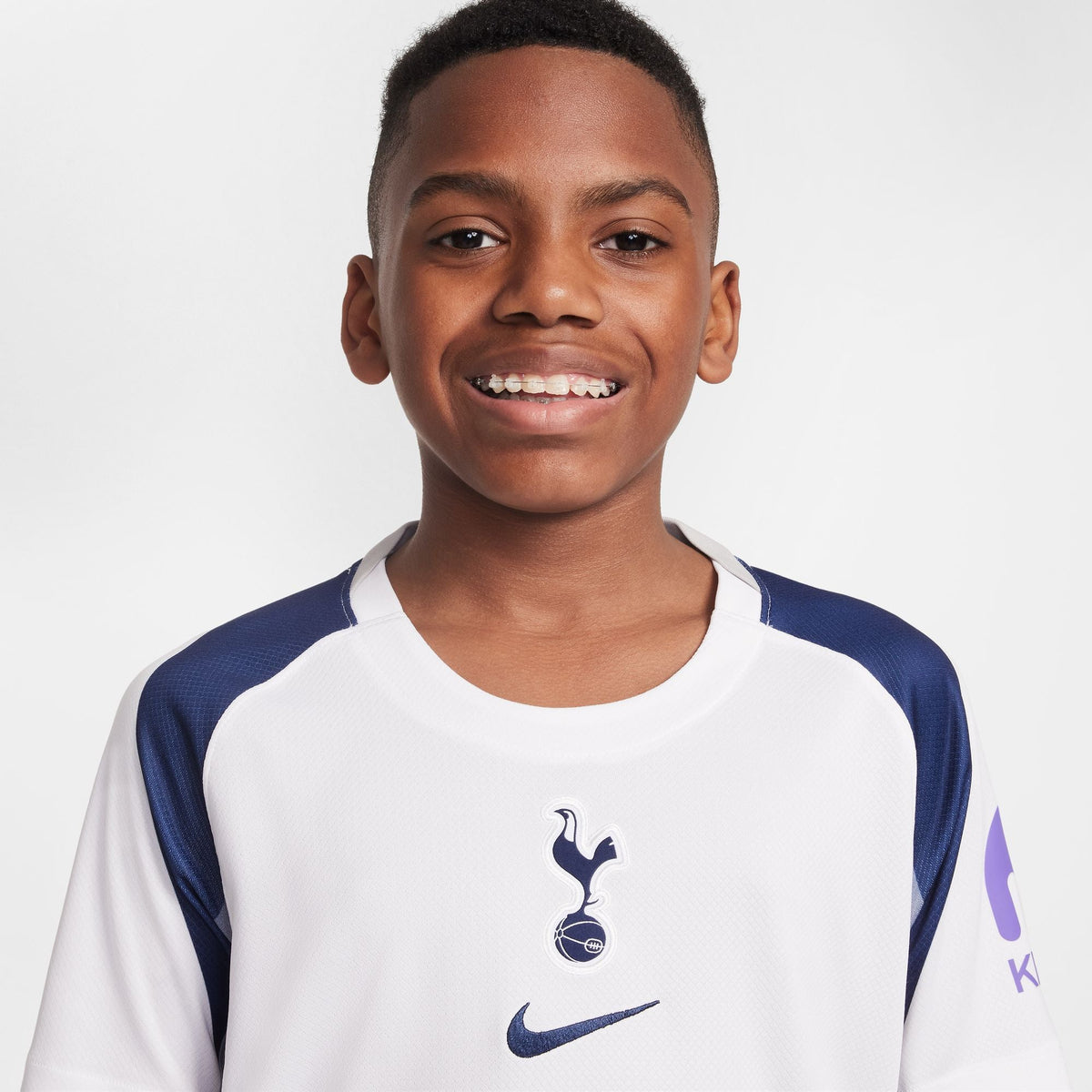 Nike Tottenham Hotspur 2025/26 Stadium Home Big Kids' Dri-FIT Soccer Replica Jersey product image 6, provided for visual