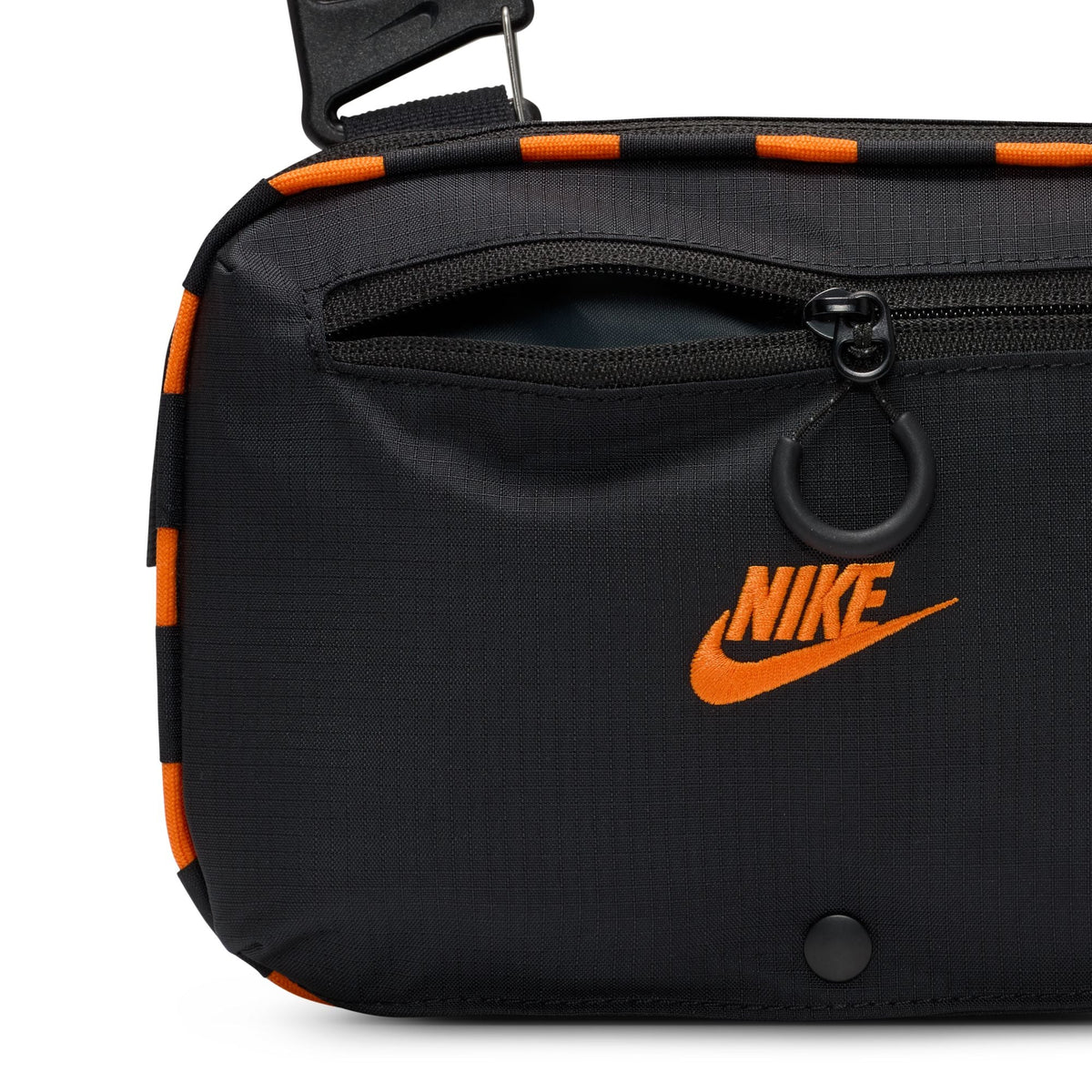 Nike Hayward Patrol Crossbody Bag product image 7, provided for visual reference and product detail review