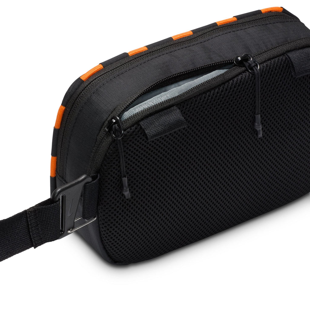 Nike Hayward Patrol Crossbody Bag product image 4, provided for visual reference and product detail review
