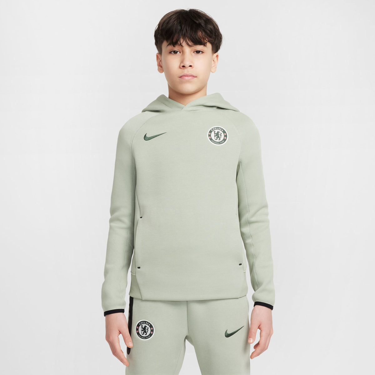 Nike Chelsea FC Tech Big Kids' (Boys') Soccer Fleece Pullover Hoodie product image 3, provided for visual reference and