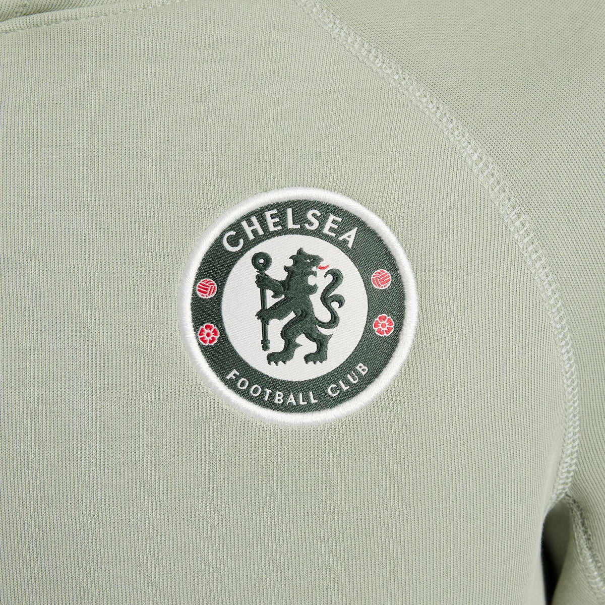 Nike Chelsea FC Tech Big Kids' (Boys') Soccer Fleece Pullover Hoodie product image 5, provided for visual reference and