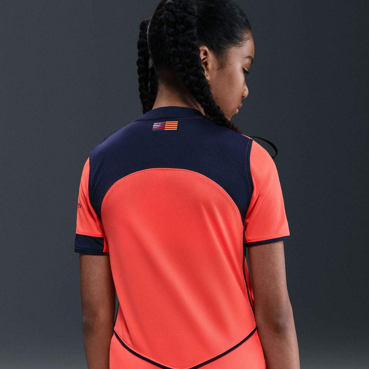 Nike FC Barcelona 2025/26 Stadium Third Big Kids' Dri-FIT Total 90 Soccer Replica Jersey product image 5, provided for