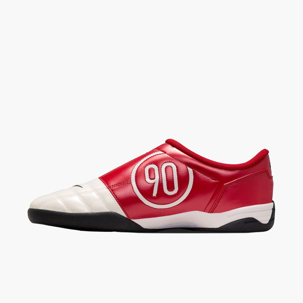 Nike Total 90 Men Indoor Soccer Shoes product image 2, provided for visual reference and product detail review