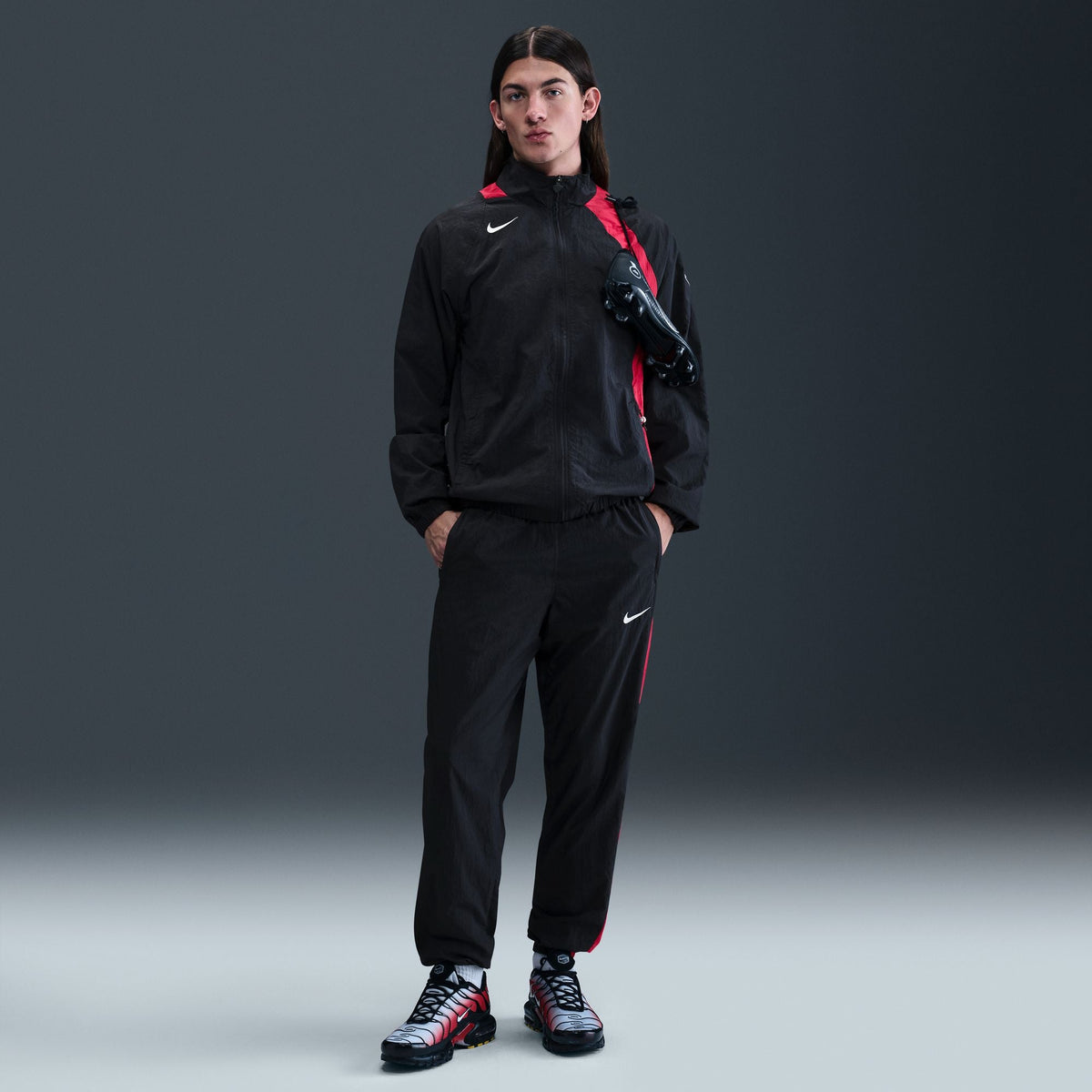 Nike Total 90 Men Repel Soccer Track Pants product image 1, provided for visual reference and product detail review