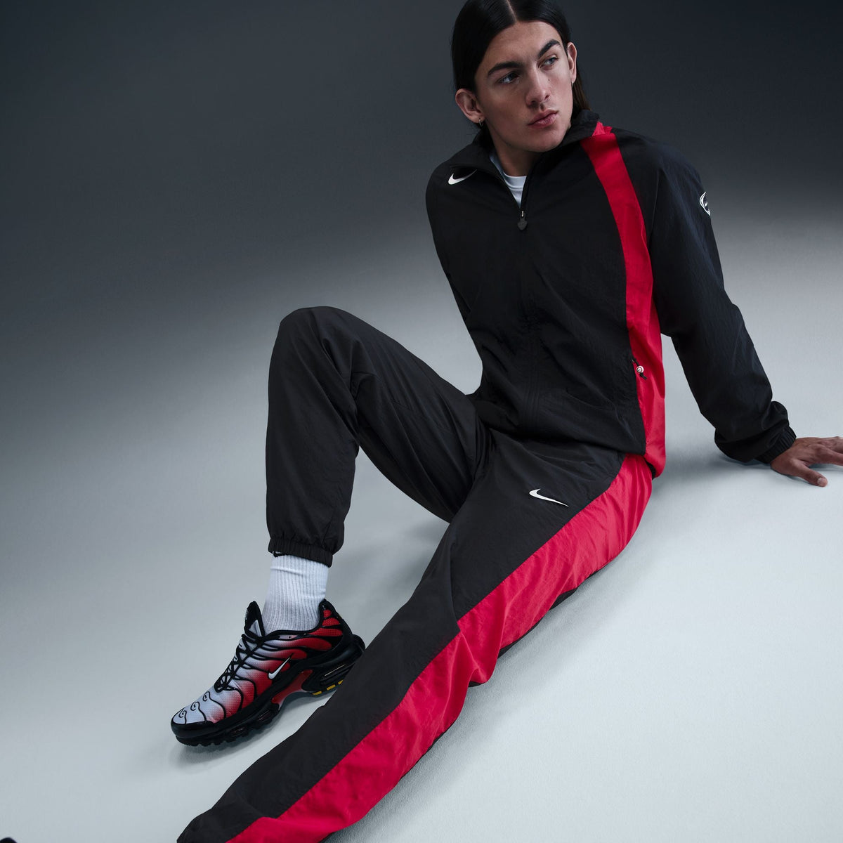 Nike Total 90 Men Repel Soccer Track Pants product image 6, provided for visual reference and product detail review