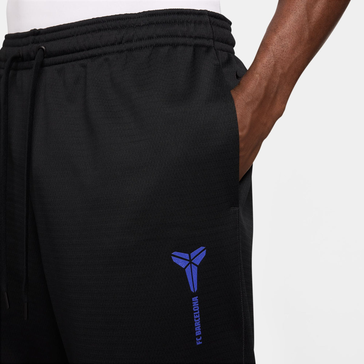 Nike FC Barcelona Away Kobe Therma-FIT Soccer Pants product image 5, provided for visual reference and product detail review