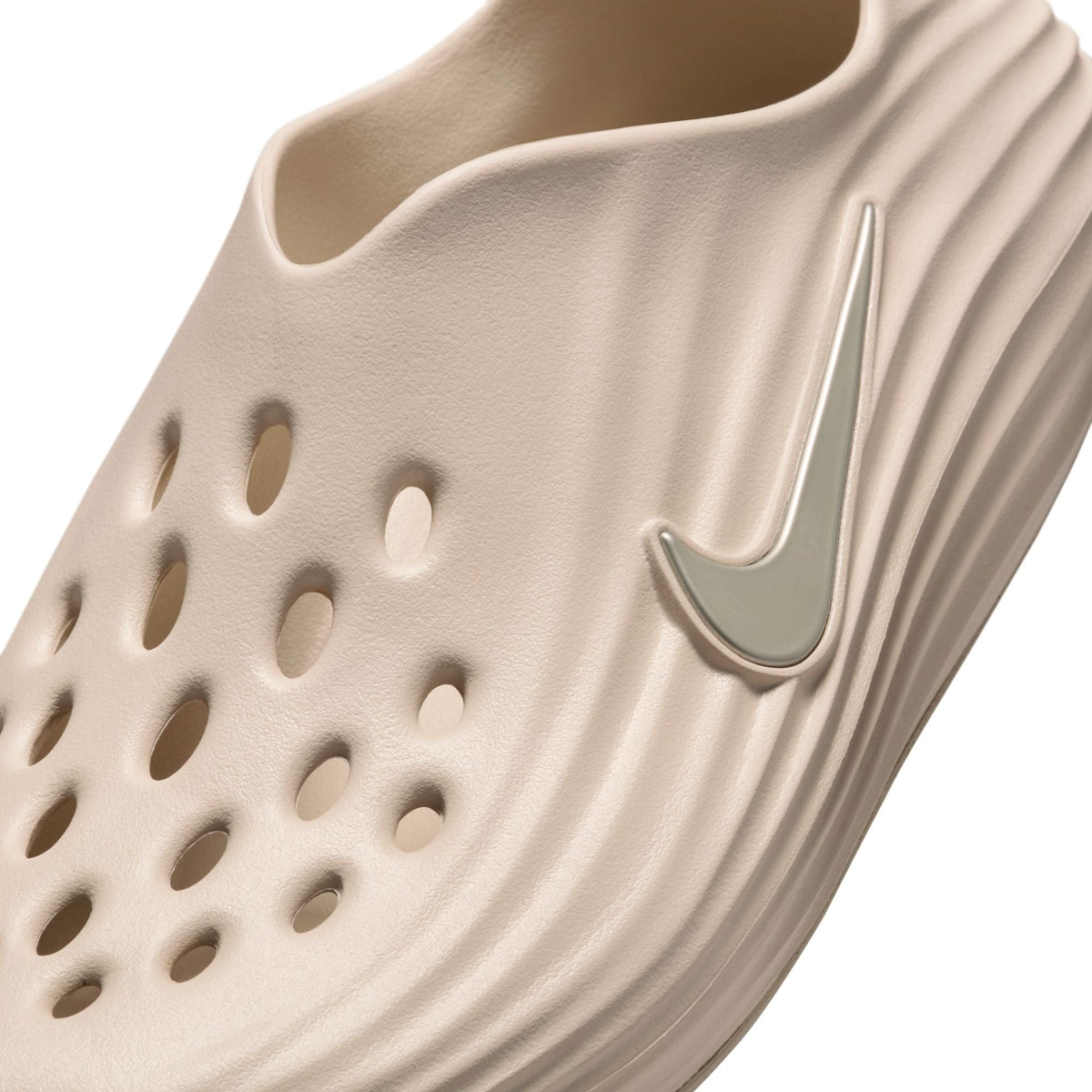 Nike ReactX Rejuven8 Shoes product image 9, provided for visual reference and product detail review