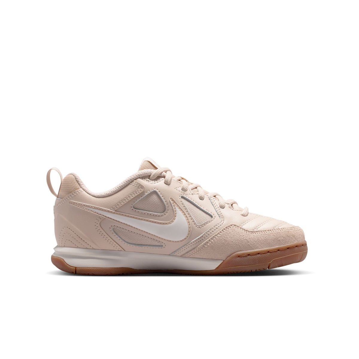 Nike Gato Big Kids' Indoor Soccer Shoes product image 4, provided for visual reference and product detail review