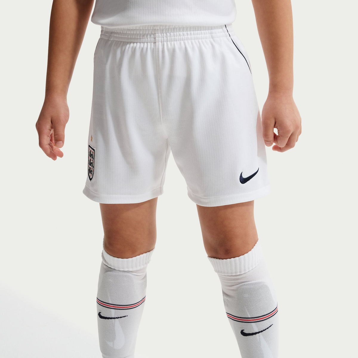 Nike England 2026 Stadium Home Little Kids' Nike Soccer Replica 3-Piece Kit product image 5, provided for visual reference