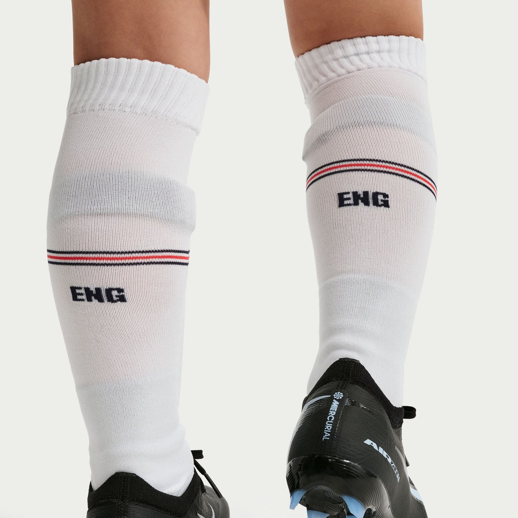 Nike England 2026 Stadium Home Little Kids' Nike Soccer Replica 3-Piece Kit product image 7, provided for visual reference